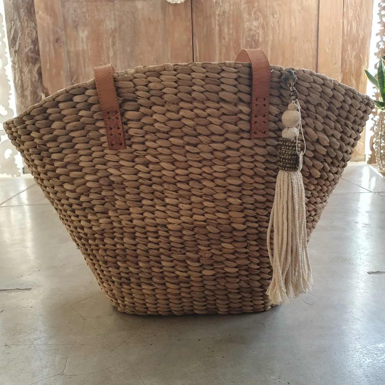 Natural Woven Banana Leaf Bag With Leather Straps